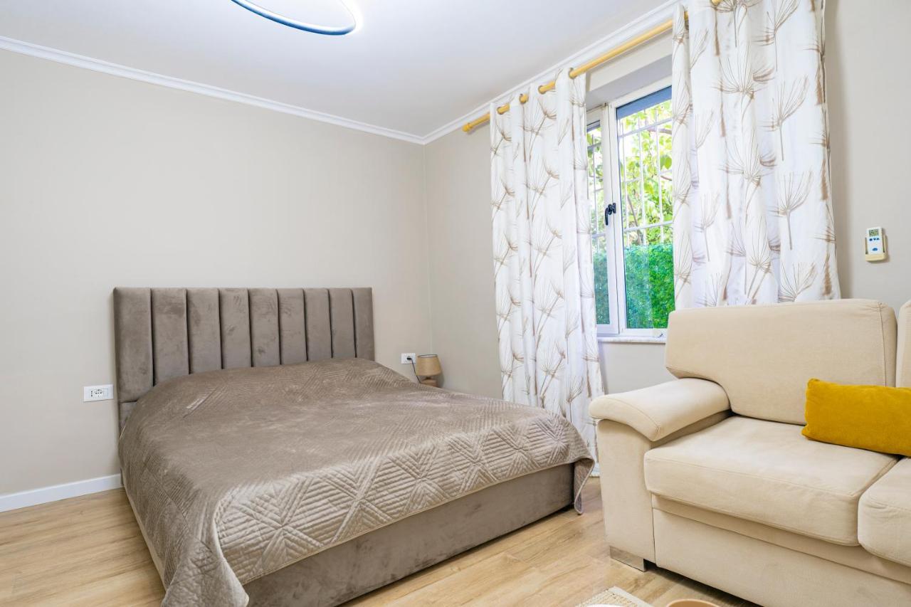 New Bazaar Cane Apartment 2 Tirana Zewnętrze zdjęcie